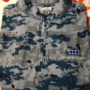 Folds of Honor Pull Over